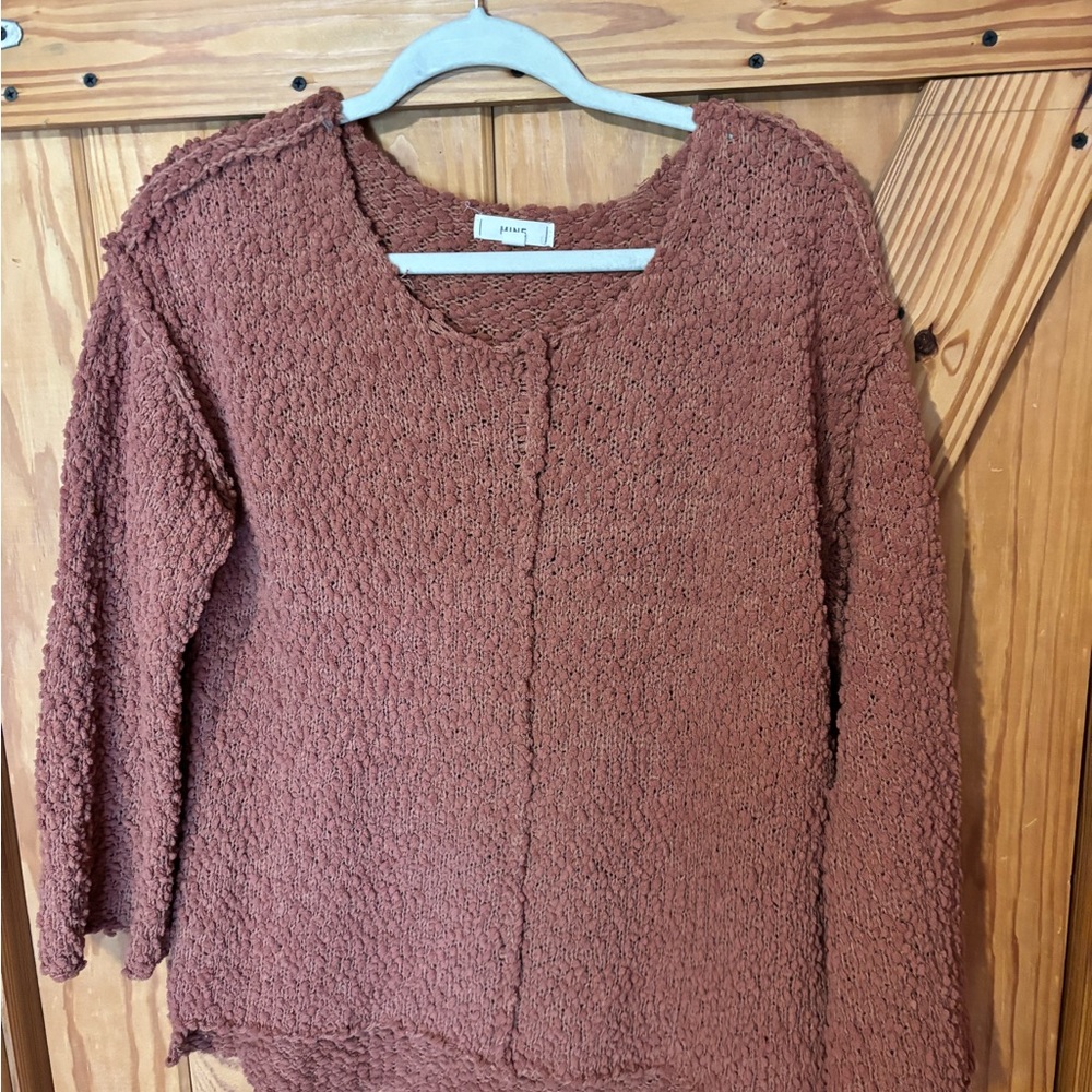 Textured oversized sweater in dark pink